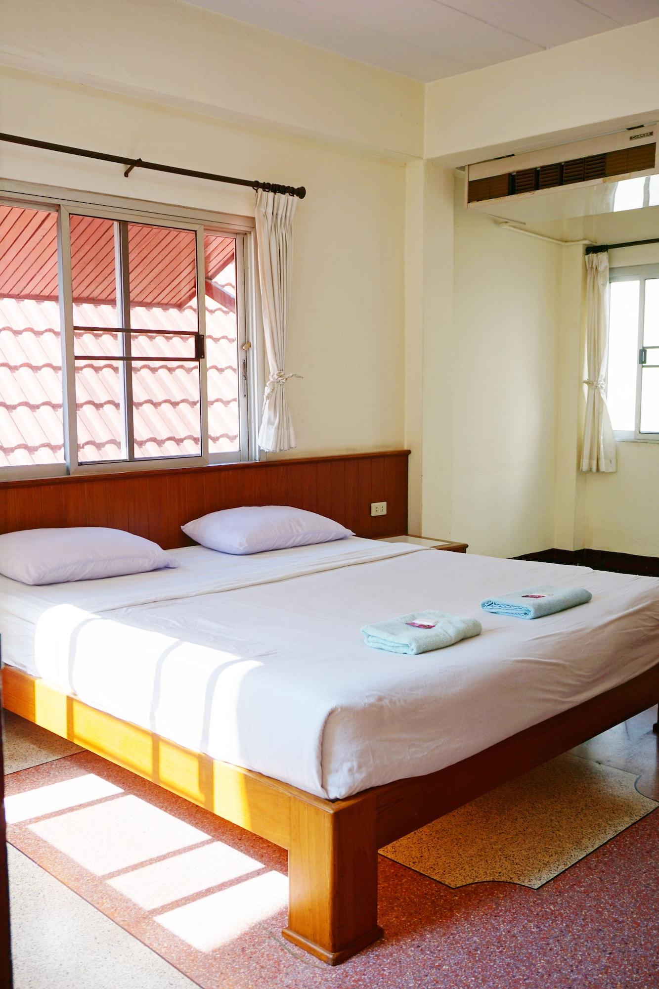 Hotel Safe House Court Chiang Mai Exterior foto