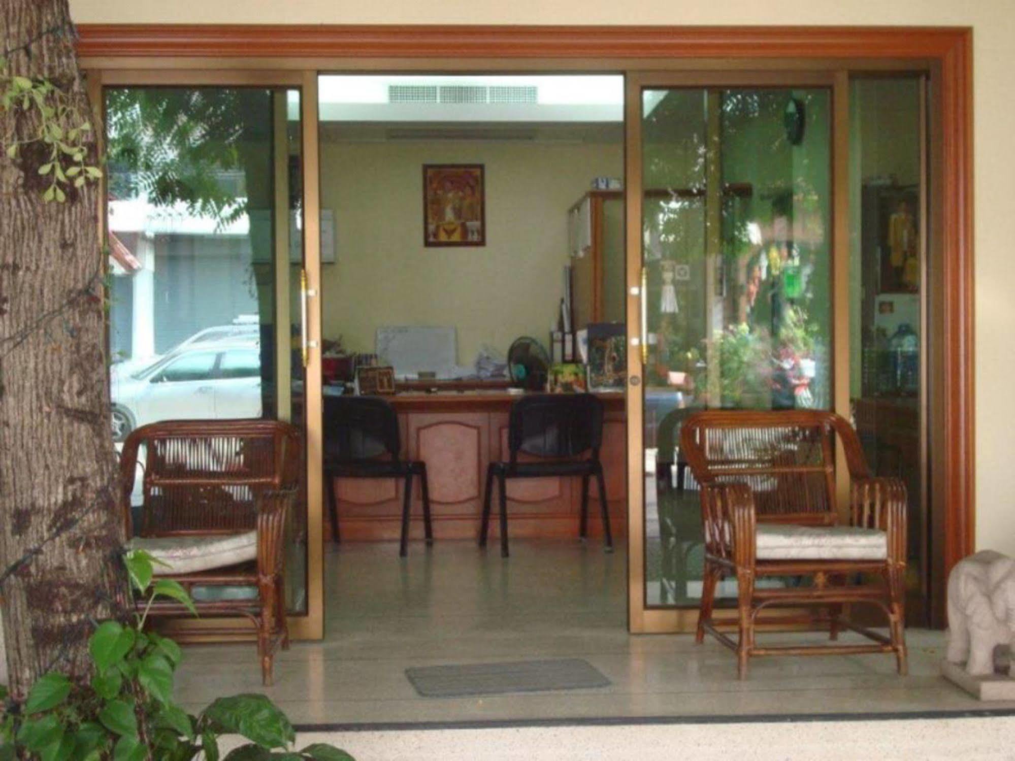 Hotel Safe House Court Chiang Mai Exterior foto