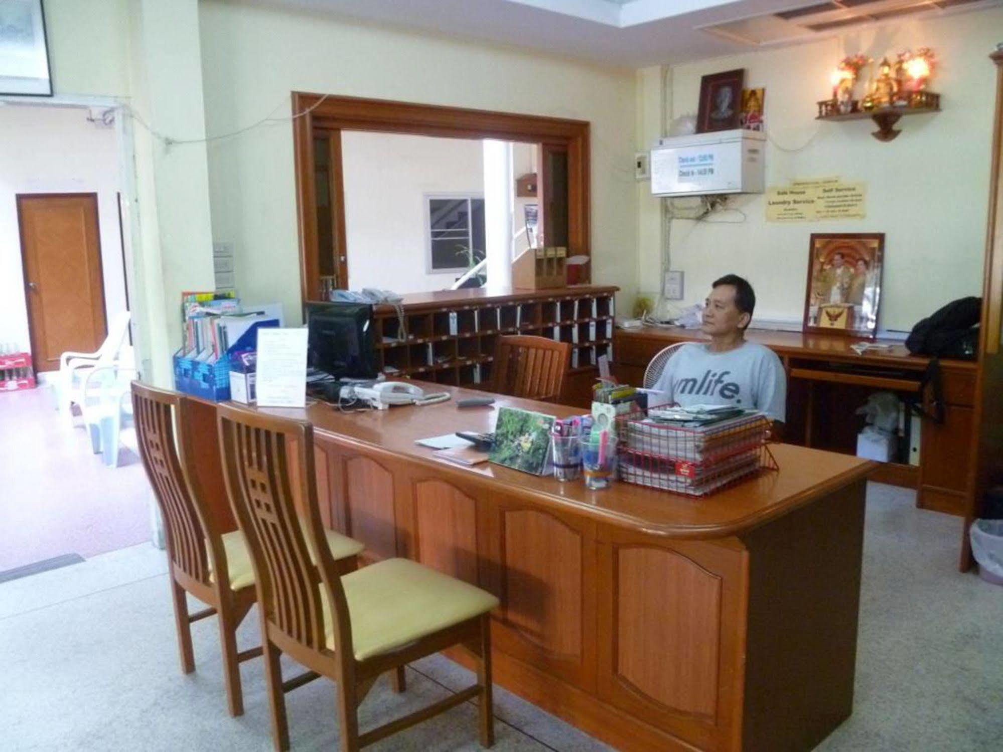 Hotel Safe House Court Chiang Mai Exterior foto