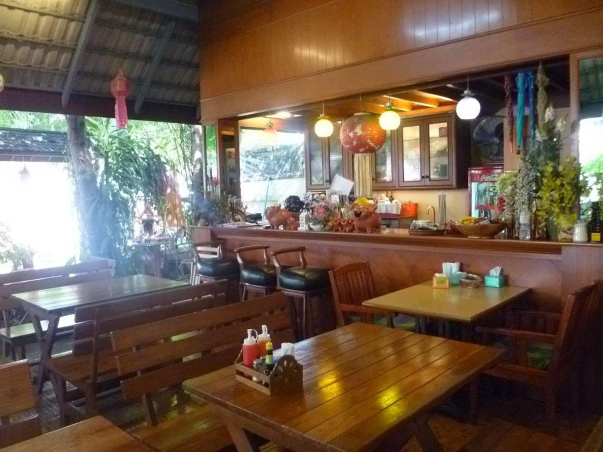 Hotel Safe House Court Chiang Mai Exterior foto